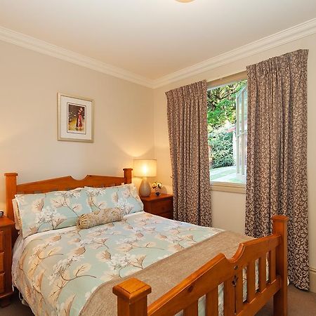 Brantwood Cottage Luxury Accommodation 블랙히스 외부 사진
